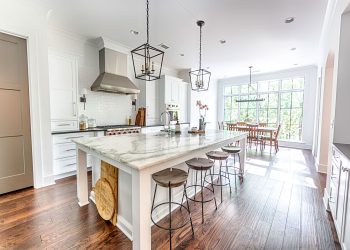 How to Choose the Right Contractor for Your Home Renovations