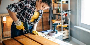 How to Build DIY Garage Shelves